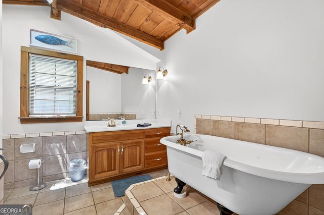 184 Grey Fox Trail, Ellijay, GA 30536