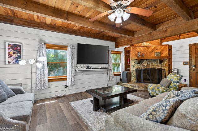 184 Grey Fox Trail, Ellijay, GA 30536