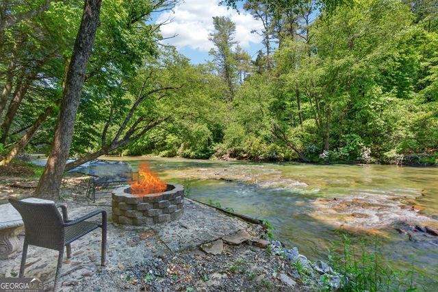 184 Grey Fox Trail, Ellijay, GA 30536