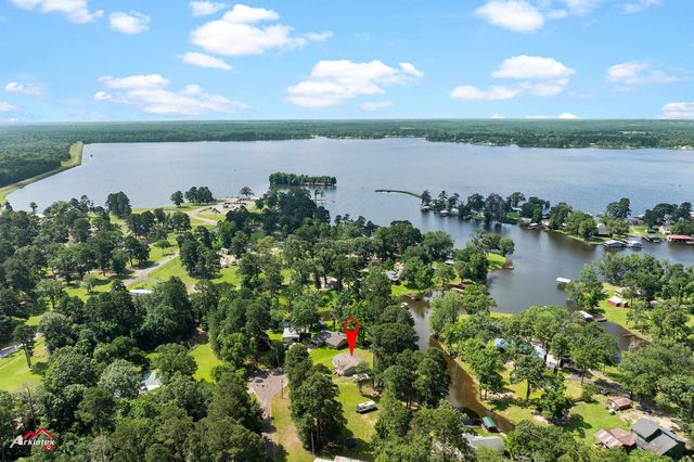 120 County Road 1836, Carthage, TX 75633