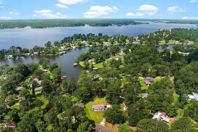 120 County Road 1836, Carthage, TX 75633