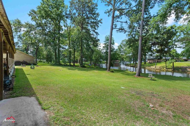 120 County Road 1836, Carthage, TX 75633