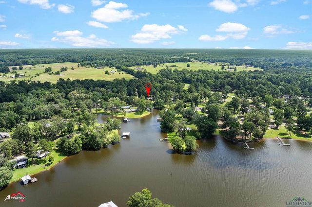 120 County Road 1836, Carthage, TX 75633