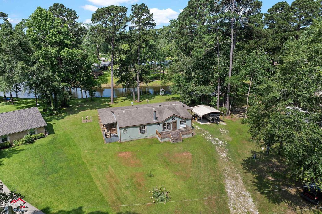 120 County Road 1836, Carthage, TX 75633