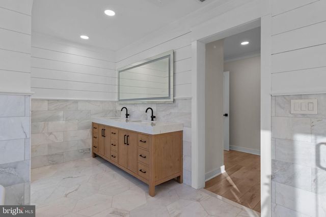 348 PINEVILLE RD, Newtown, PA 18940