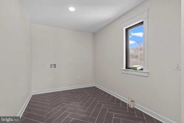 348 PINEVILLE RD, Newtown, PA 18940