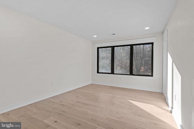 348 PINEVILLE RD, Newtown, PA 18940