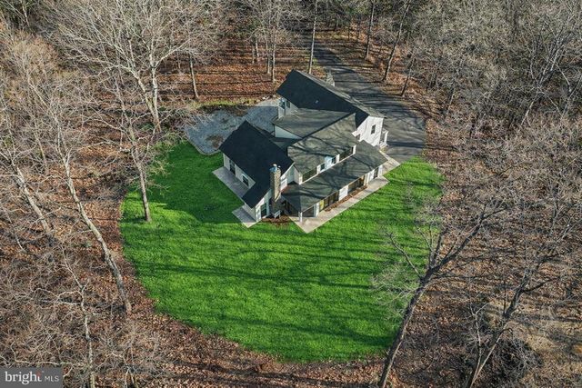 348 PINEVILLE RD, Newtown, PA 18940