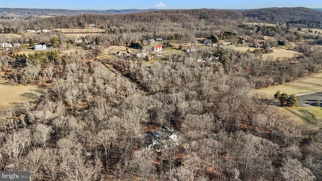 348 PINEVILLE RD, Newtown, PA 18940