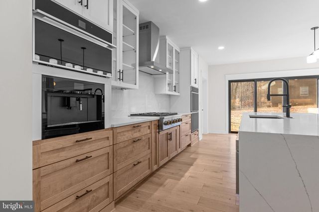 348 PINEVILLE RD, Newtown, PA 18940