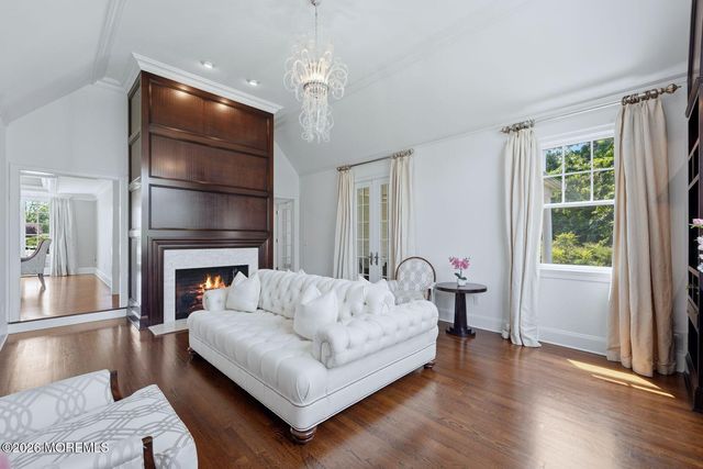 13 Rivers Edge Drive, Rumson, NJ 07760