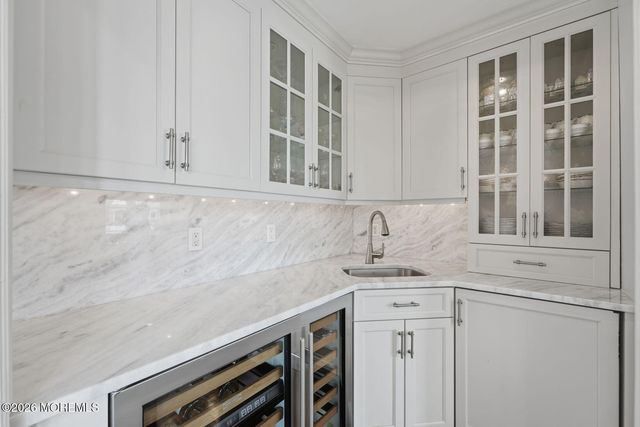13 Rivers Edge Drive, Rumson, NJ 07760