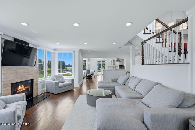 13 Rivers Edge Drive, Rumson, NJ 07760