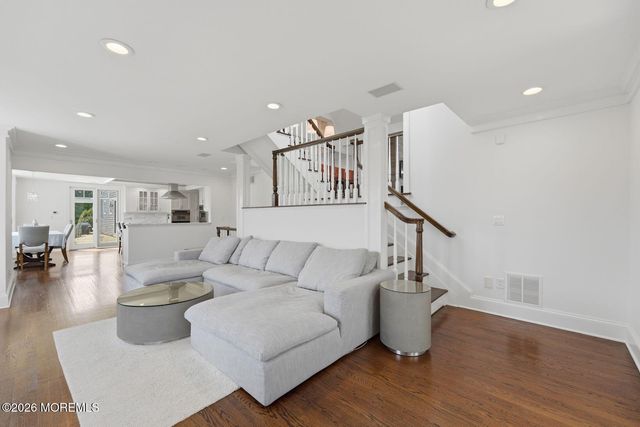 13 Rivers Edge Drive, Rumson, NJ 07760