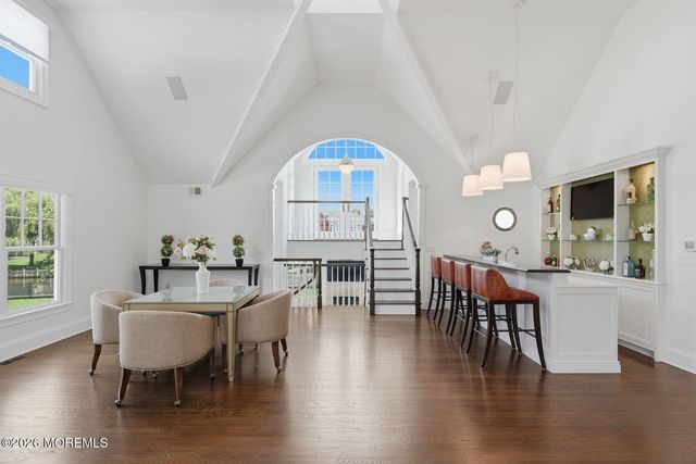 13 Rivers Edge Drive, Rumson, NJ 07760