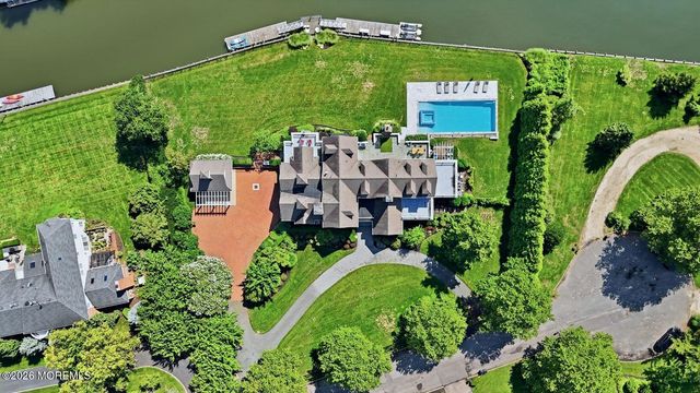 13 Rivers Edge Drive, Rumson, NJ 07760