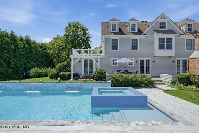 13 Rivers Edge Drive, Rumson, NJ 07760