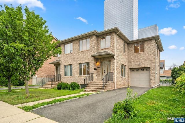 157 English Street, Fort Lee, NJ 07024
