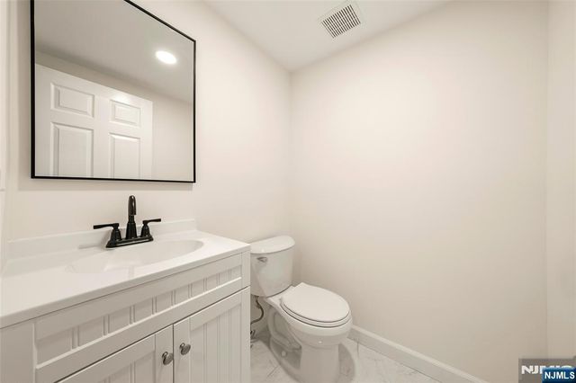 157 English Street, Fort Lee, NJ 07024