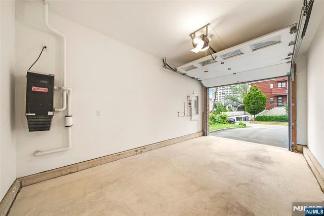 157 English Street, Fort Lee, NJ 07024