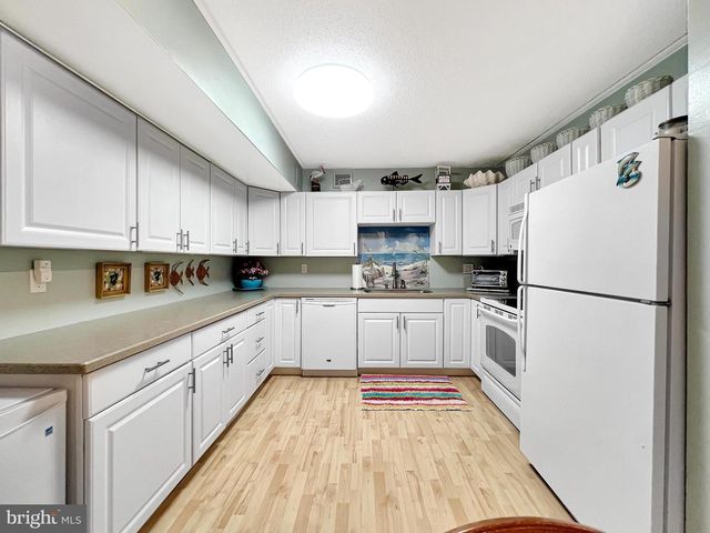 935 Ocean Ave Apt 315, Ocean City, NJ 08226