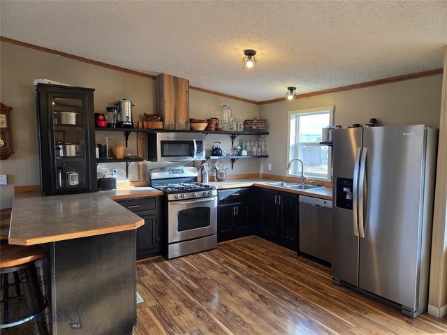 99 Laurin Canyon Road, Sheridan, MT 59749