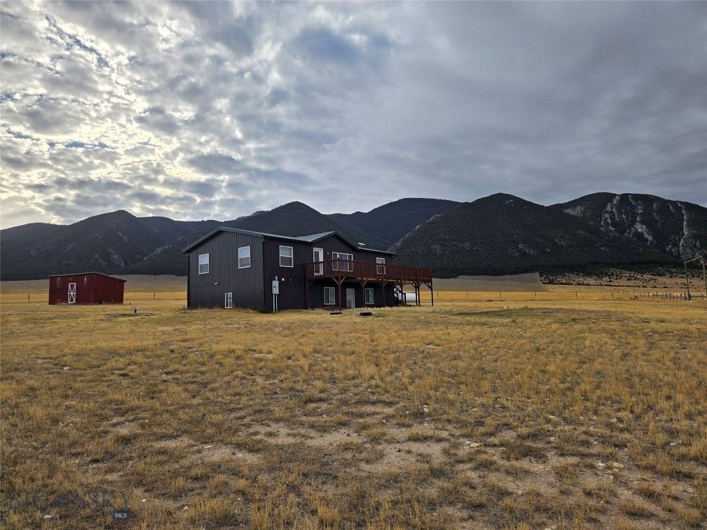 99 Laurin Canyon Road, Sheridan, MT 59749