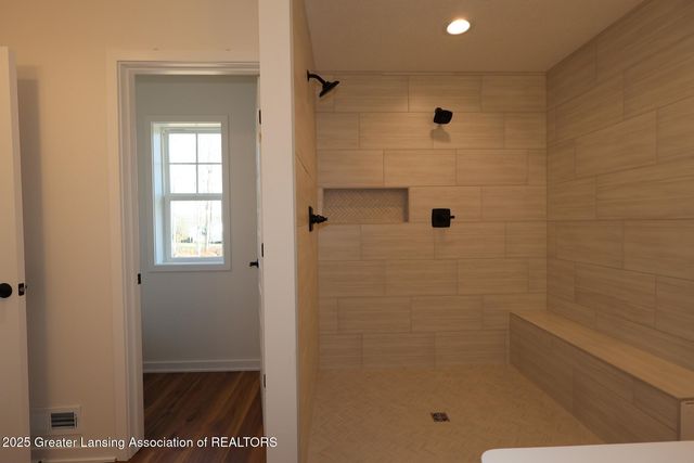 4211 Overbrook Drive, Grand Ledge, MI 48837