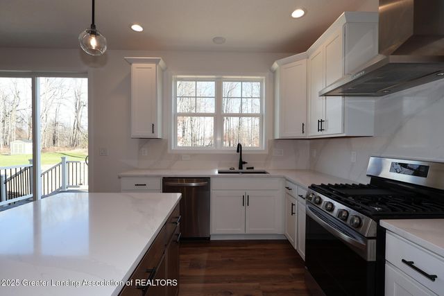 4211 Overbrook Drive, Grand Ledge, MI 48837