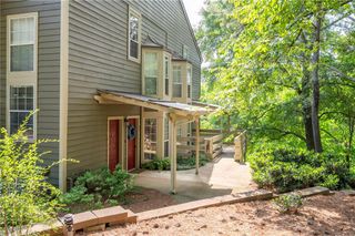 607 Riverview SE Drive 607, Marietta, GA 30067