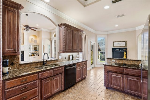 8200 Edgemont Court, North Richland Hills, TX 76182