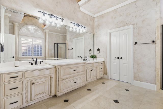 8200 Edgemont Court, North Richland Hills, TX 76182