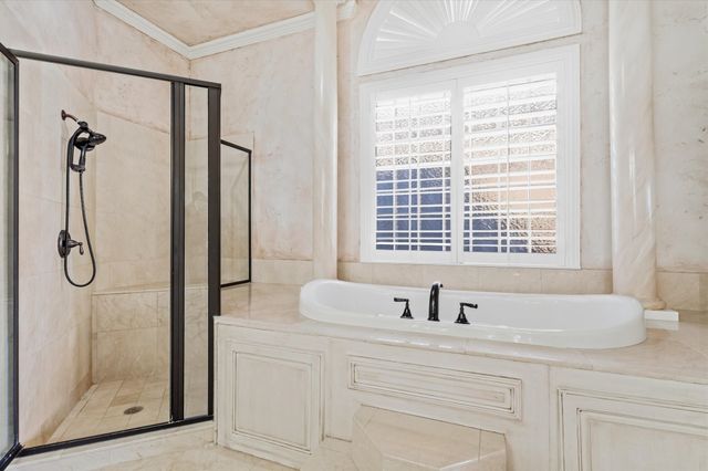 8200 Edgemont Court, North Richland Hills, TX 76182