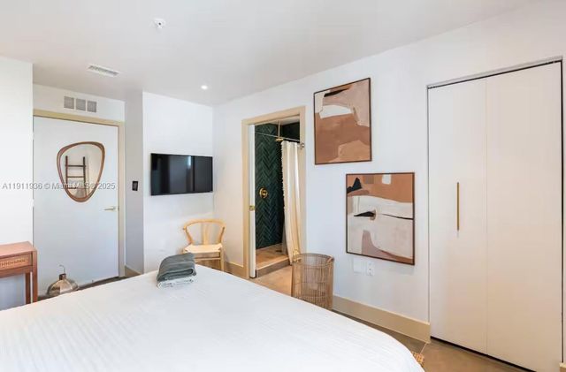 481 NE 29th St 701, Miami, FL 33137