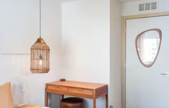 481 NE 29th St 701, Miami, FL 33137