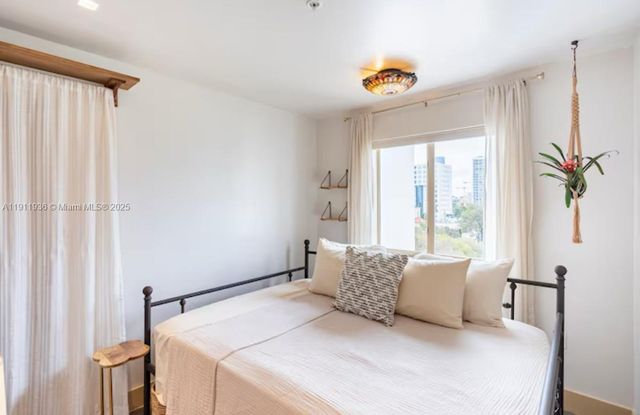 481 NE 29th St 701, Miami, FL 33137