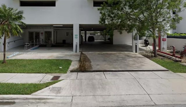 481 NE 29th St 701, Miami, FL 33137