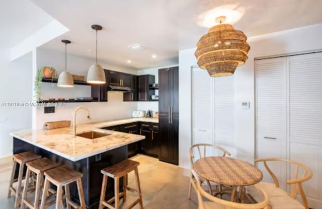 481 NE 29th St 701, Miami, FL 33137