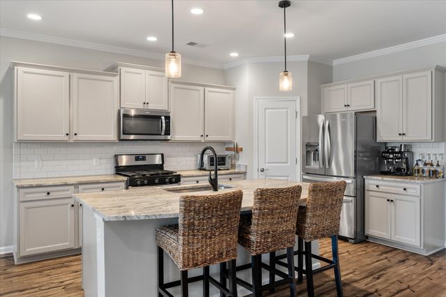 1920 Zonny Moss Drive, Johns Island, SC 29455