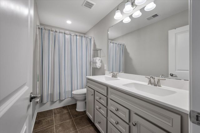 1920 Zonny Moss Drive, Johns Island, SC 29455
