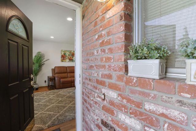 829 S California St, Lodi, CA 95240