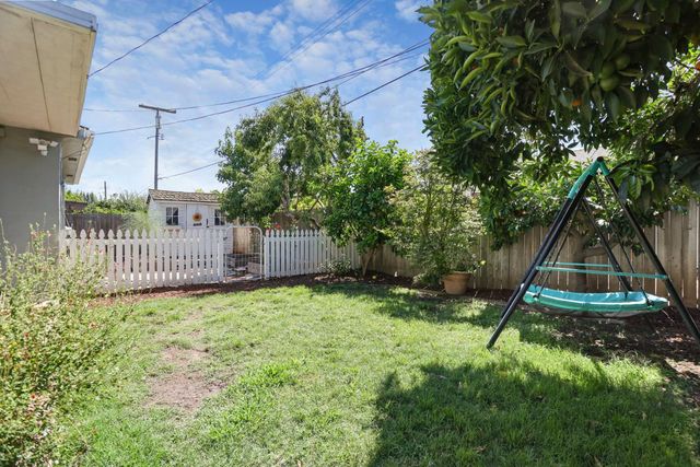 829 S California St, Lodi, CA 95240
