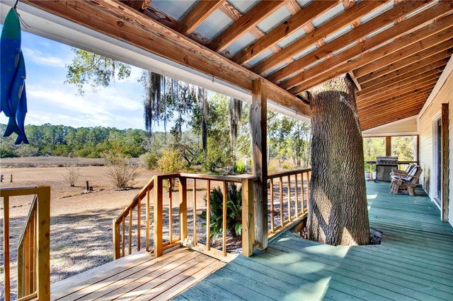 1262 Doodle Hill Road NE, Townsend, GA 31331