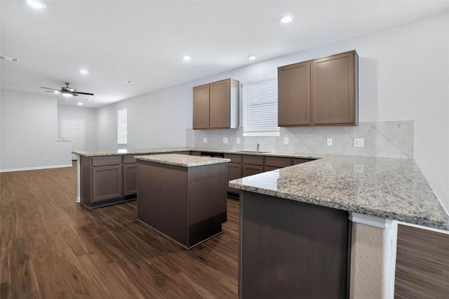 13320 Burbot Drive, Conroe, TX 77384