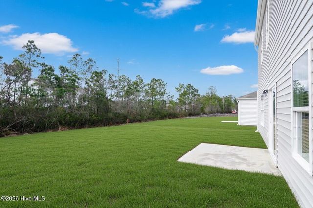 8352 E Highcroft Drive NE, Leland, NC 28451