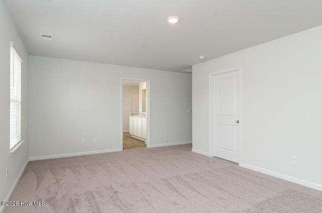 8352 E Highcroft Drive NE, Leland, NC 28451