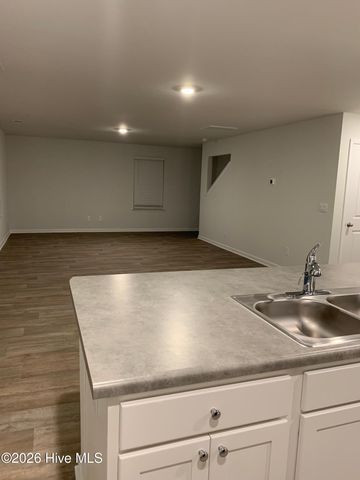 8352 E Highcroft Drive NE, Leland, NC 28451