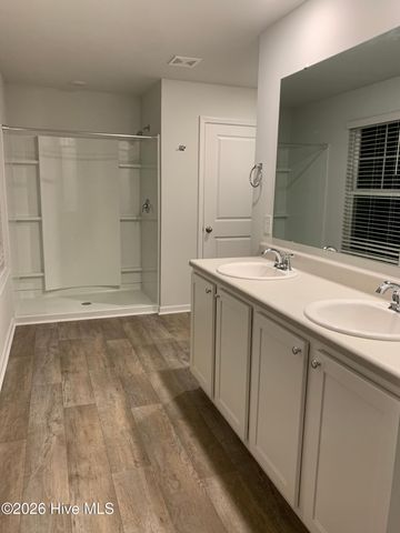 8352 E Highcroft Drive NE, Leland, NC 28451