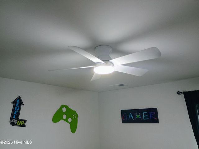 8352 E Highcroft Drive NE, Leland, NC 28451