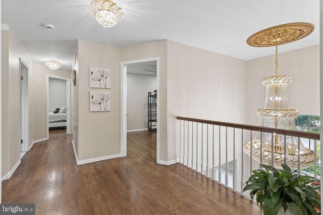 30 LARKSPUR DR, Dayton, NJ 08810